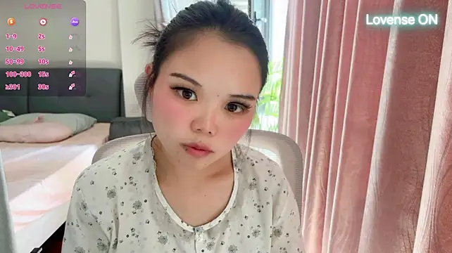 دردشة xiaosu22 الجنسية المباشرة