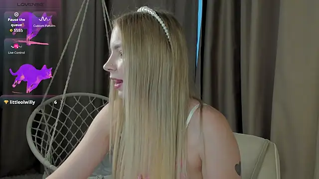 Chatroom XXX en direct de Linda__Bloom