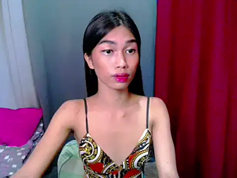 katrina_bigcock69n Webbikameraesitys