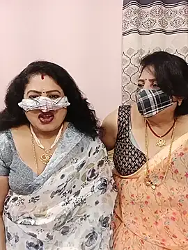 Kannadasexywifes' Webcam Show