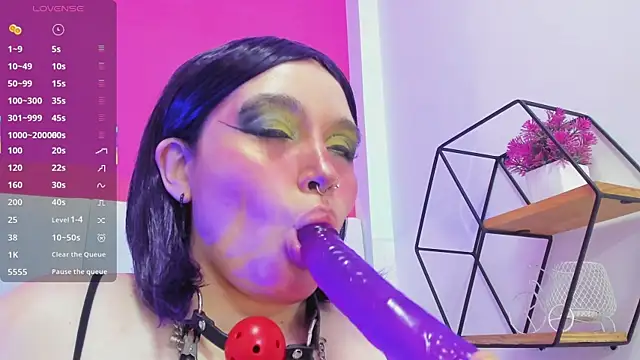 NamiInk_hot69 Show in webcam