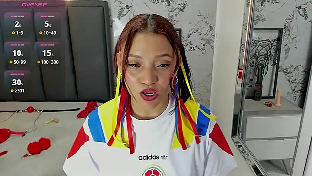 Pokazy przed kamerką – abby_zoee