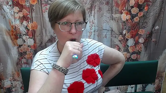 RadaChudna: онлайн-секс-чат