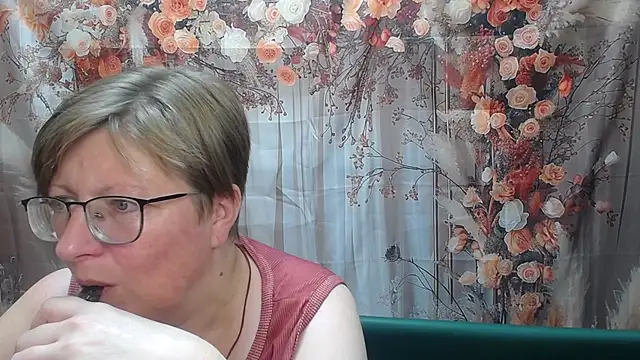 RadaChudna's Webcam Show