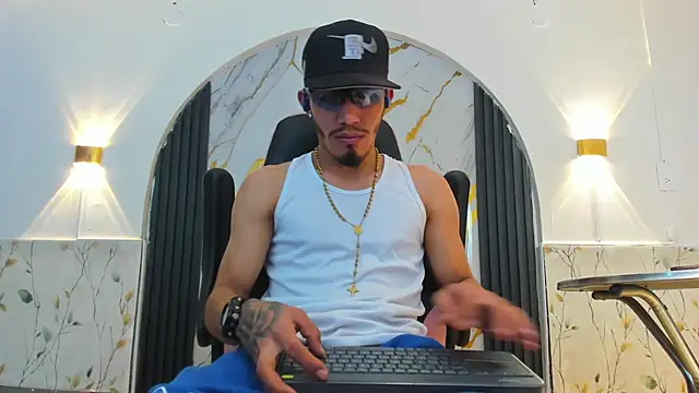 Dominant_kiing Webcamshow
