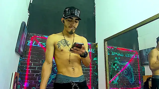 Show de Dominant_kiing na webcam