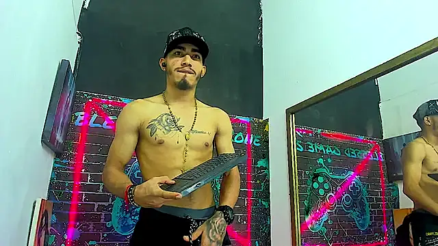 عرض كام Dominant_kiing