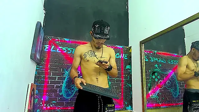 Dominant_kiing Webcam show