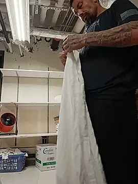 cocky210's Webcam Show