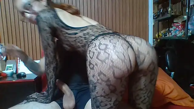 Show de Karamel444 na webcam