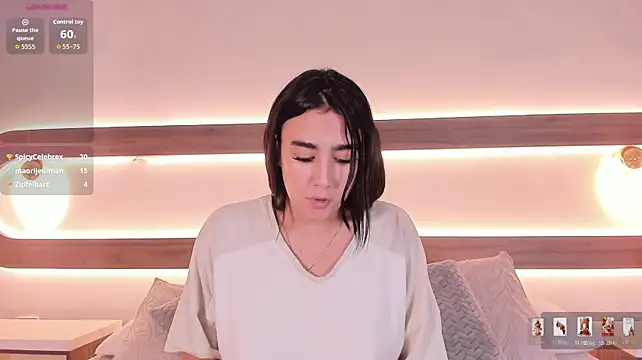 Anika_H Adlı Modelin Canlı XXX Sohbeti