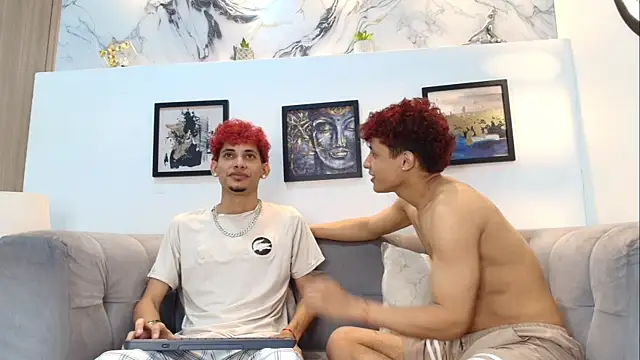 YOUNG_BOYS_HELL Show Webcam