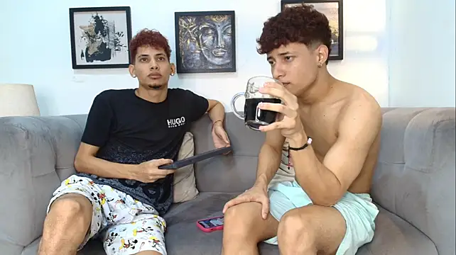 YOUNG_BOYS_HELL Webcam-Show