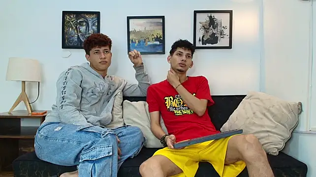 YOUNG_BOYS_HELL 网络视讯表演