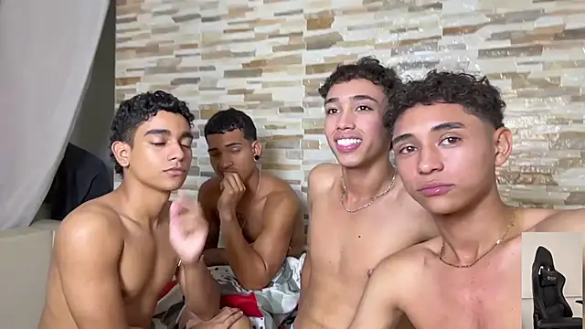 Show modela kinkyhousexxxx na web-kameri