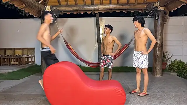โชว์เว็บแคมของ kinkyhousexxxx