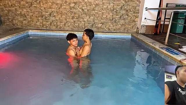 kinkyhousexxxx ওয়েবক্যাম শো