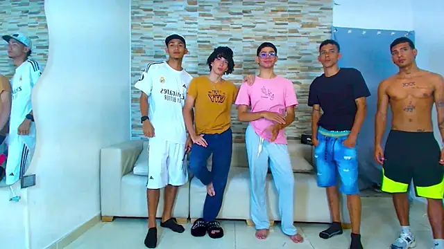 kinkyhousexxxxのウェブカメラショー