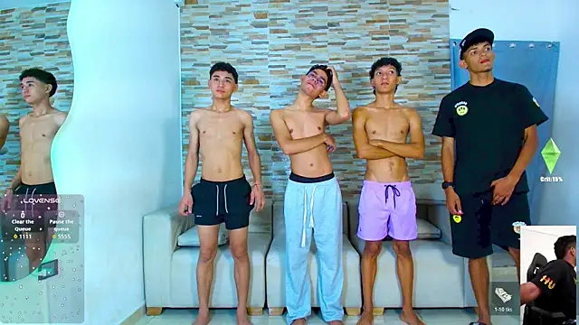 kinkyhousexxxx: διαδικτυακό σόου στην κάμερα