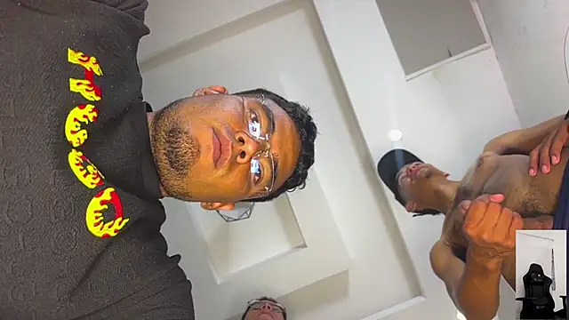 kinkyhousexxxx 在線直播表演