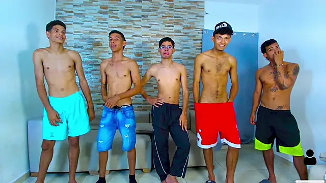 kinkyhousexxxx 웹캠 쇼