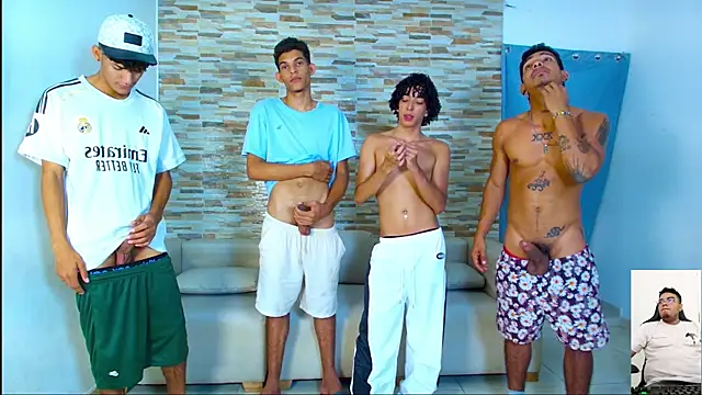 kinkyhousexxxx: διαδικτυακό σόου στην κάμερα