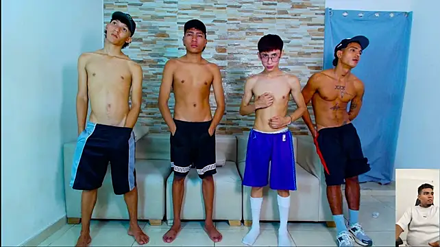 โชว์เว็บแคมของ kinkyhousexxxx