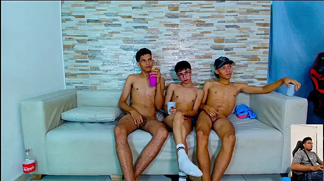 Pertunjukan Kamera Web kinkyhousexxxx