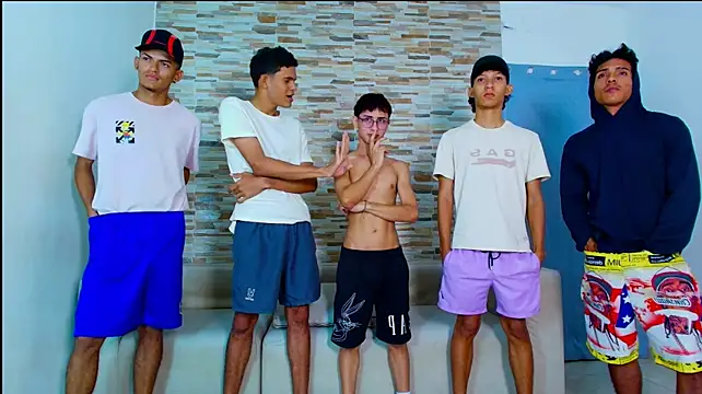 โชว์เว็บแคมของ kinkyhousexxxx