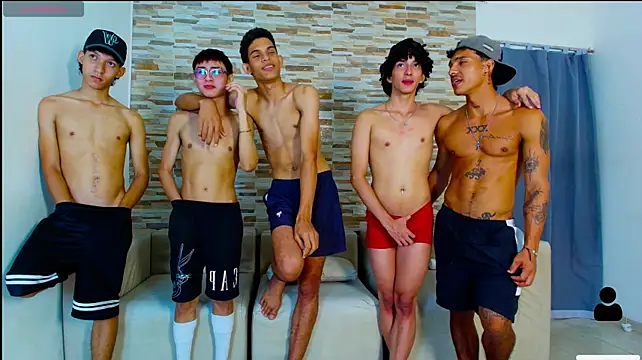 โชว์เว็บแคมของ kinkyhousexxxx