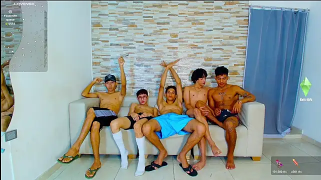 kinkyhousexxxx Show Webcam