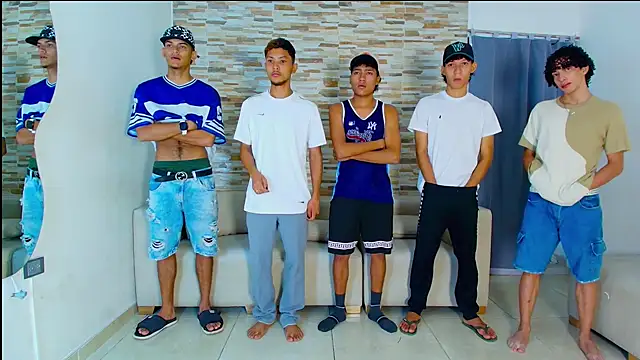 Pertunjukan Kamera Web kinkyhousexxxx