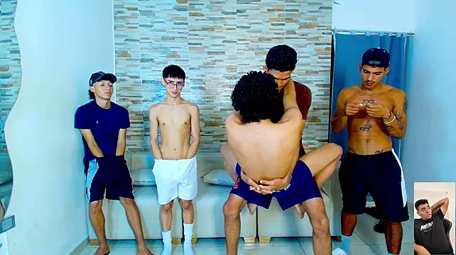 Вебкам-шоу kinkyhousexxxx