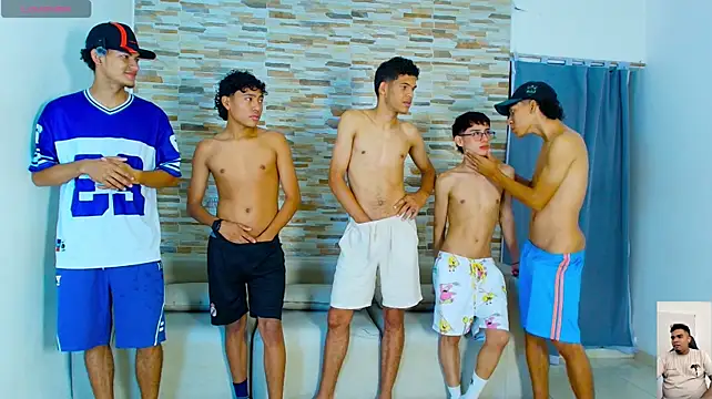 عرض كام kinkyhousexxxx