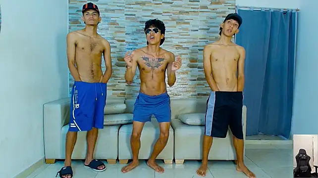 โชว์เว็บแคมของ kinkyhousexxxx