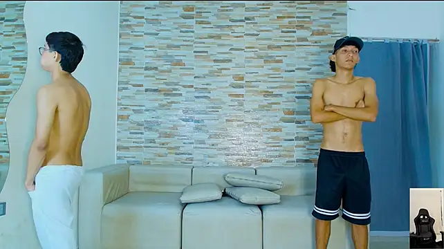 Show modela kinkyhousexxxx na web-kameri