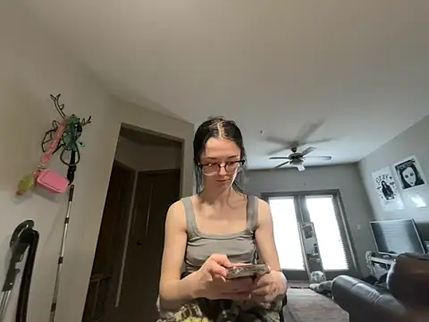 ash10alex's Webcam Show