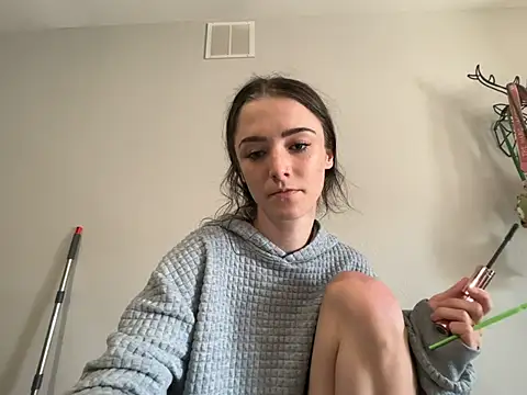 ash10alex Show in webcam