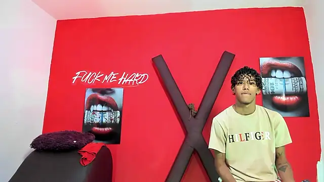 GREEN_BOYS Webcam-Show