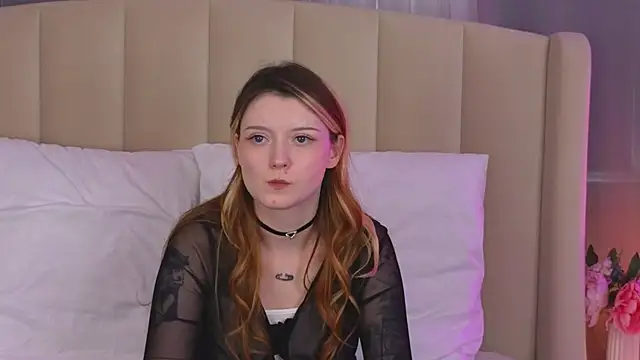 AlyssFrostのライブXXXチャット