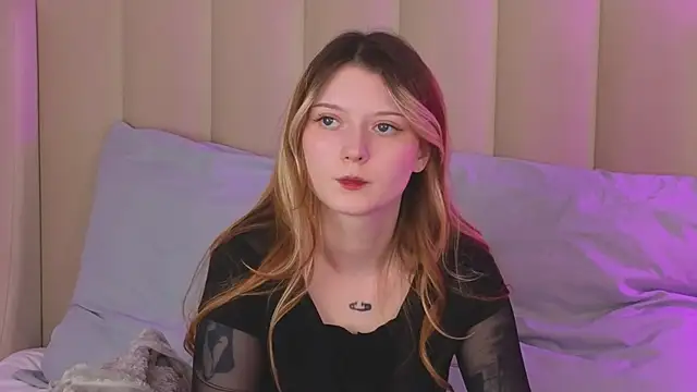 AlyssFrost's Webcam Show