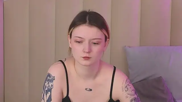 AlyssFrost's Webcam Show