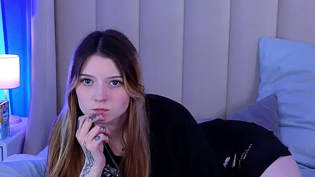 AlyssFrost live XXX chat