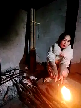 Thobaby112 在線直播表演