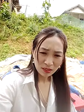 Thobaby112: διαδικτυακό σόου στην κάμερα