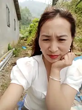 Thobaby112 Show in webcam