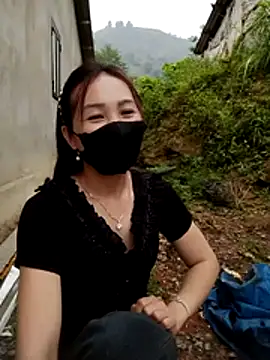 Thobaby112 Show in webcam