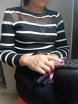 Thobaby112 网络视讯表演