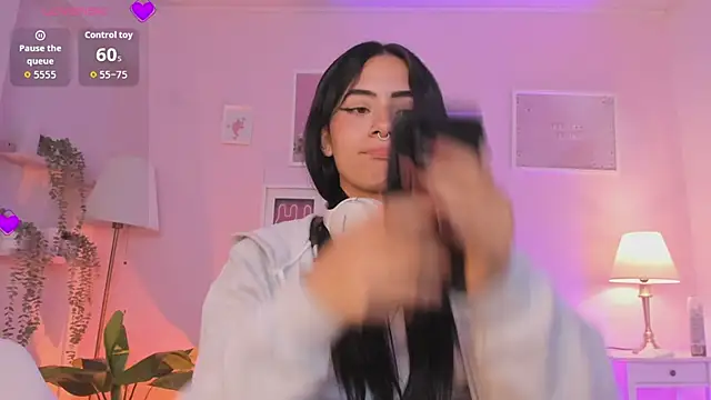 Ivyy_sweet_'s Webcam Show