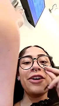 Ivyy_sweet_'s Live XXX Chat